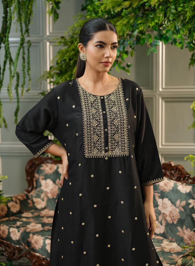 دي دبليو كورتا مستقيمة من الحرير الخام ومطرزة بخيوط للنساء - Image 3